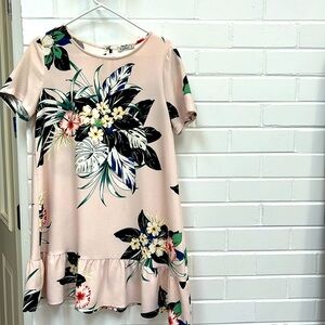 Beautiful summer fun dress !